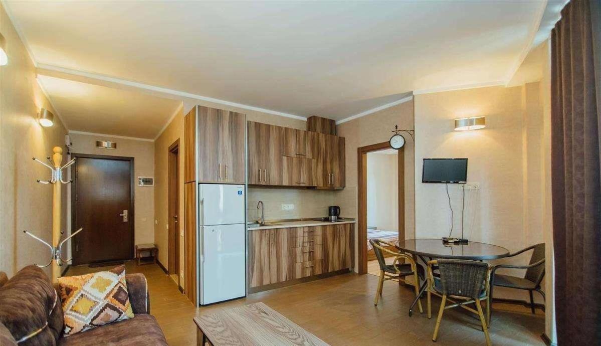 Batumi Royal Apartments Экстерьер фото